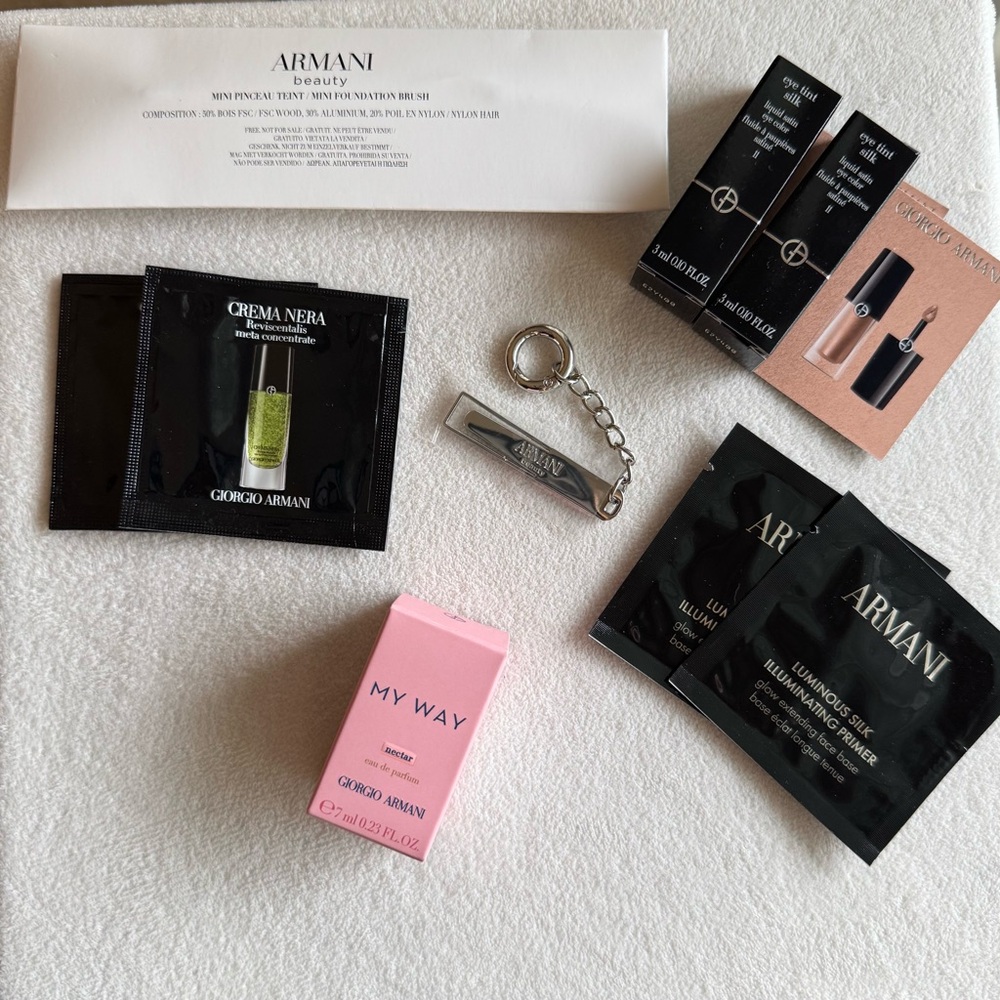 ✨ ARMANI Beauty Collector Sample Set – Authentic Promo Items ✨